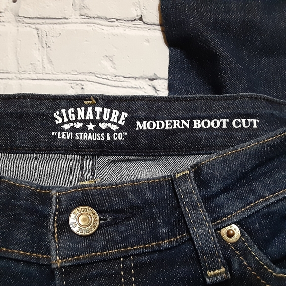 Levi's Signature Modern Bootcut Jeans Size 8 - Picture 5 of 7